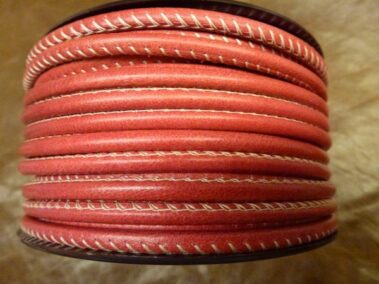 5 mm. Round Leather stitched Ref. C 5 Piel Vintage color Rojo.