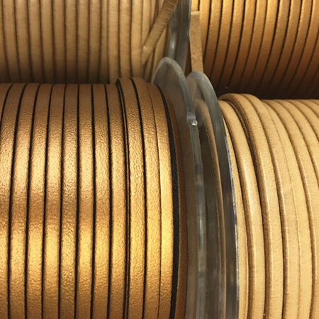 Flat leather lace 3 mm. bronce and natural