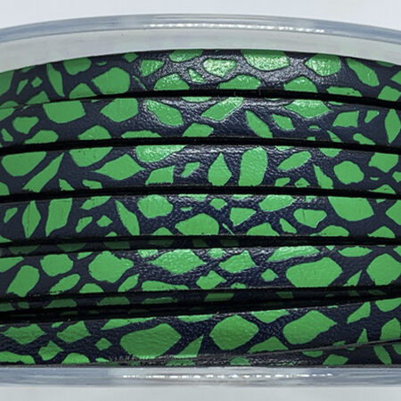 Tira de Cuero Grabado con motivo girafa para el diseño de brazaletes y pulseras para la joyería y bisutería.