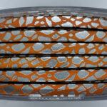 Tira de Cuero Grabado con motivo girafa para el diseño de brazaletes y pulseras para la joyería y bisutería.