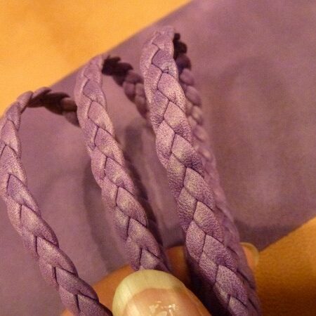 Leather strip folded and braided with 3-strand 3 mm. With Leather Arizona Violet