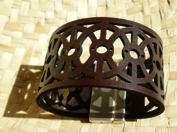 LEATHER BRACELET
