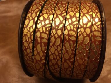 Engraved Leather Strip Ref. TCG 10 Engraved Mahogany Giraffe with Gold