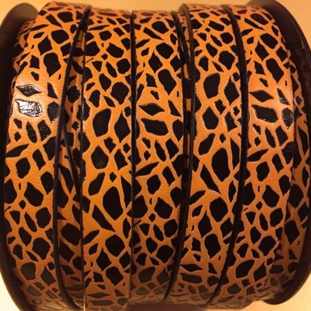 Engraved Leather Strip Ref. TCG 10 Engraving Giraffe Mustard with Black