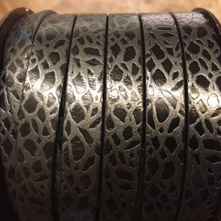 Engraved Leather Strip Ref. TCG 10 Engraving Old Silver Giraffe with Black