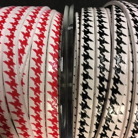Engraved Leather Lace 6x2 mm. with Hundstooth pattern
