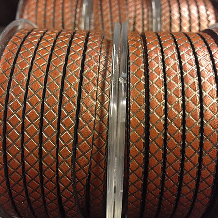 Tira Marrón Medio Grabada