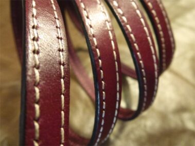 Leather strip with two stitches Ref. TCP 10x2 mm. with two sewn Bordeaux color