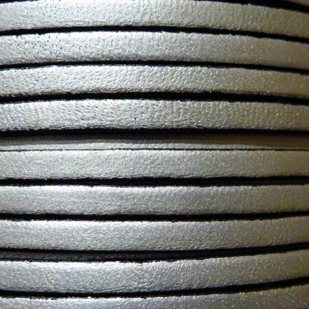 Leather strip 3x2 mm. Ref. TCP 3 Silver Glitter