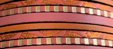 bracelet with flat leather lace with stripes