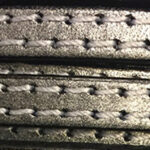 Tira de Cuero Plana con dos pespuntes de color plata vieja