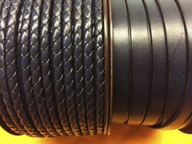 Leather Bolo Leather 5 mm. Ref. TRR 5 Marine