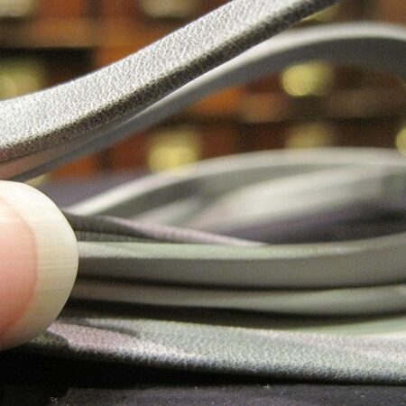 3x2 mm folded leather strip. Ref. TCD 3 Gray color "Arizona collection."