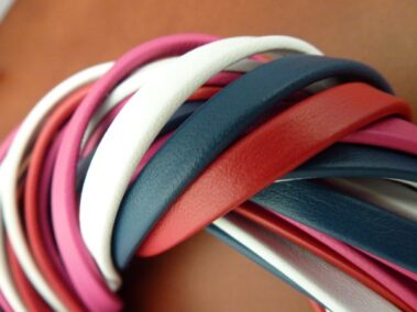 5x2 mm folded leather strip. Ref. TCD 5 "Premier collection."