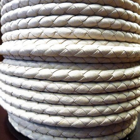 Leather Bolo cord 6 mm. diameter Ref. TRR 6 Arizona White