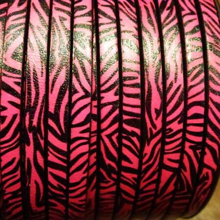 Flat Leather Strip 5 mm. printed Ref.TCP 5 Print ZEBRA FUCSIA