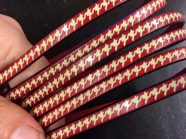 Hundstooth Flat Leather Lace