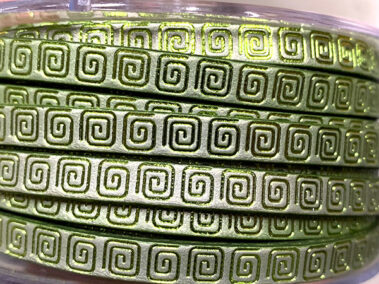 Flat leather lace with Greca.